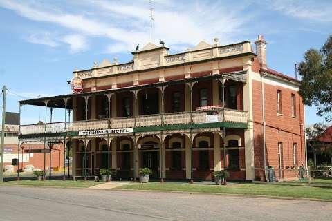 Photo: Bottlemart Express - Terminus Hotel